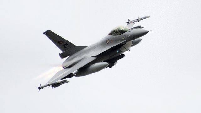 Norske F-16 på tokt i Libya