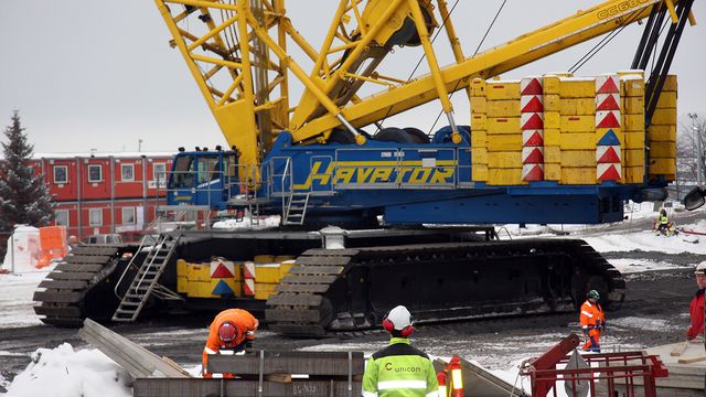 Kjempeløft på Fornebu