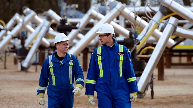 Navarsete vil diskutere oljesand med Ola Borten Moe