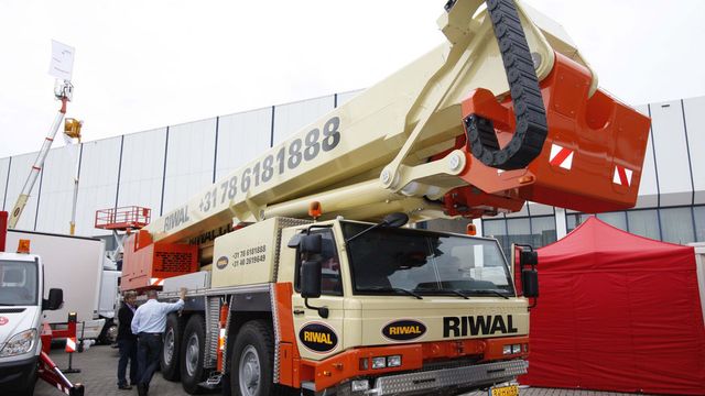 Kranutstilling var höjdare