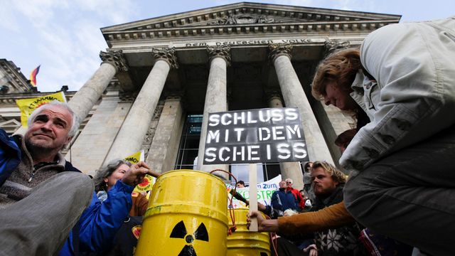 Titusener demonstrerte mot atomkraft