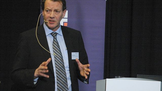 Nexen forlenger med Aker Solutions