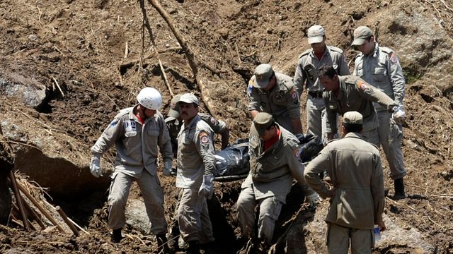 Flom kan stenge atomkraftverk