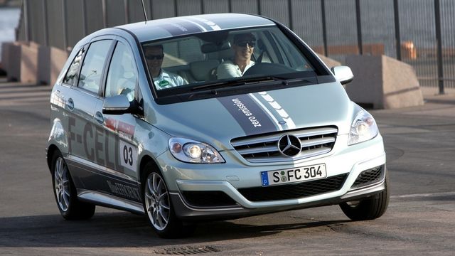 Hydrogen-Mercedes til kun 300 000 kroner