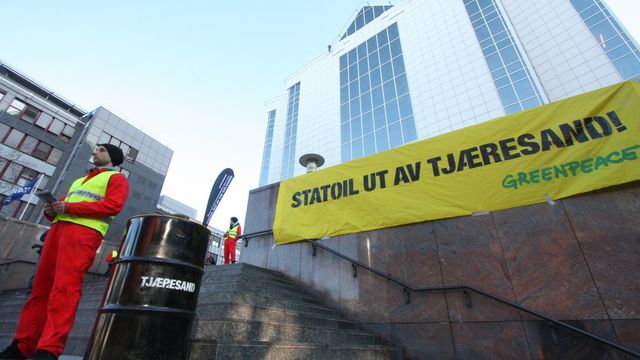 Protesterer mot oljesand