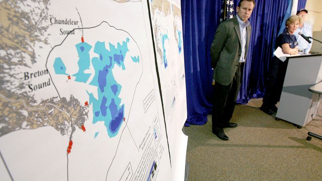 Oljen strømmer fortsatt ut