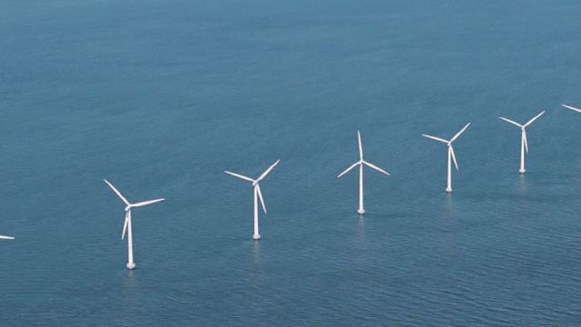 Forsker på mer vindkraft til havs