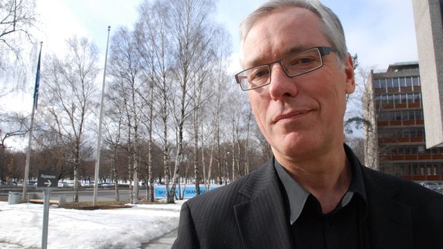 Vil lære av Sverige og Skottland