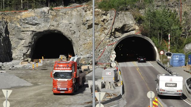 Elektro- og SRO-oppdrag i Eidsvolltunnelen