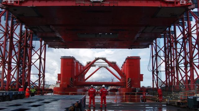 Røkke-selskap i minus