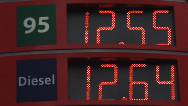 Diesel vil holde seg dyrere enn bensin