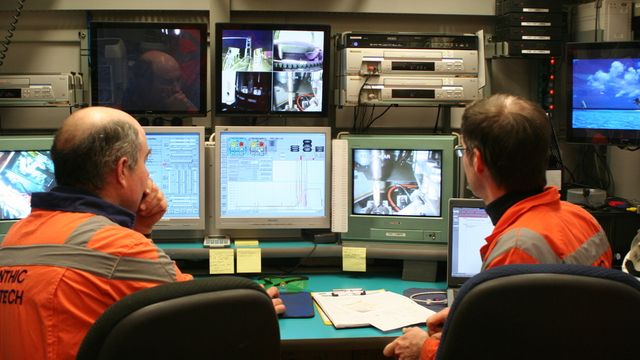 Statoil borer fra havbunnen