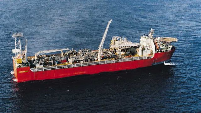 Forlenger med Aker Solutions