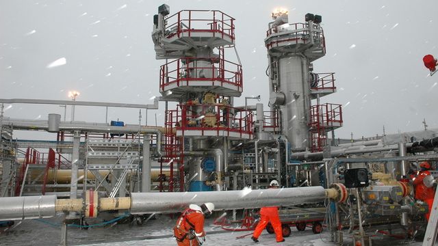 Bygger basseng for kompressortest