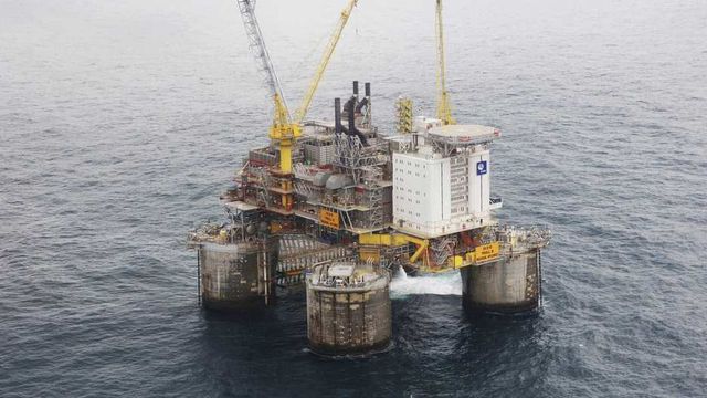 StatoilHydro halverer bemanningskutt
