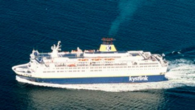 Danskeferje grunnstøtte og sank