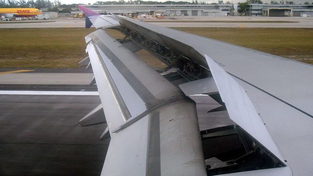 Ulykkesflyet bremset uten motorhjelp
