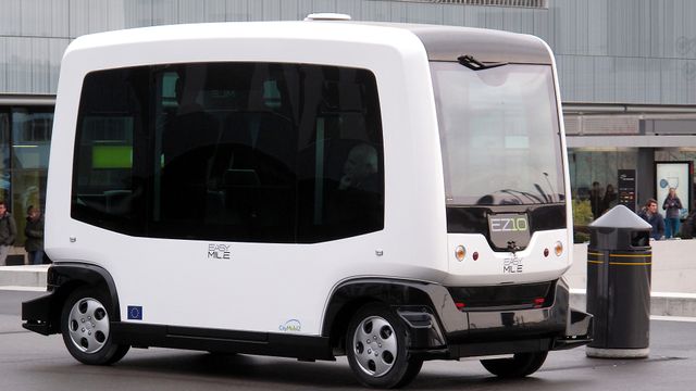 Denne selvkjørende bussen skal testes i Norge i år
