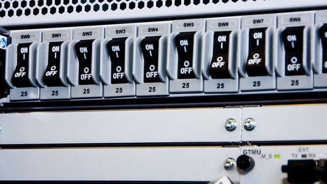Telenor truer med å legge ned basestasjoner