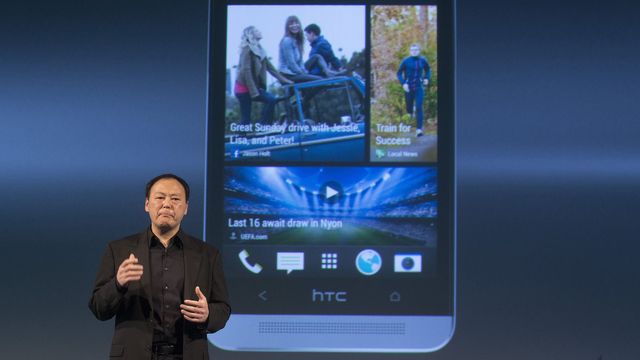 HTC-sjefene fikk lønna halvert