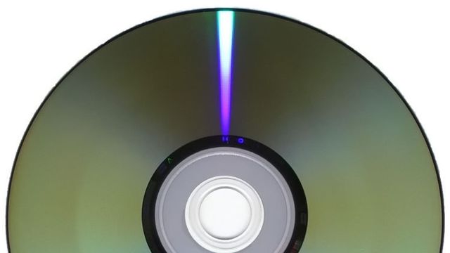 Lagre en petabyte på en «DVD»
