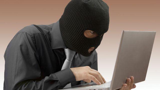 Mistenkt nettgangster utlevert til USA