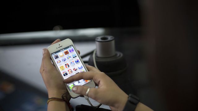Har bedt Apple utlevere personopplysninger