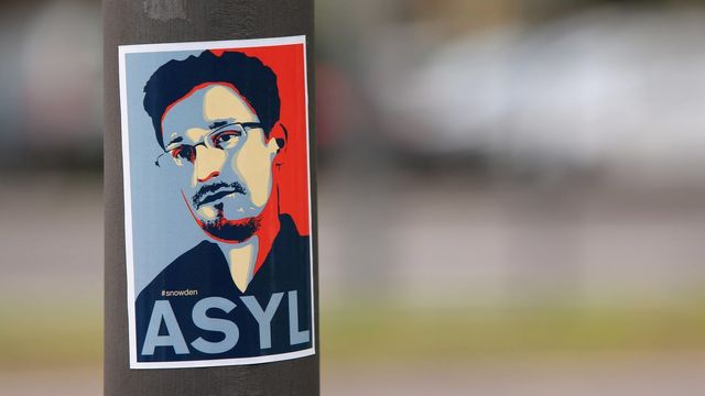 Snowden vil bli i Russland