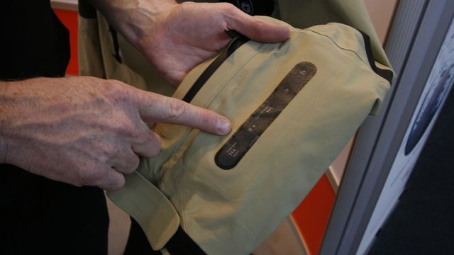 Ta frem en tøyfille og bruk den som tastatur
