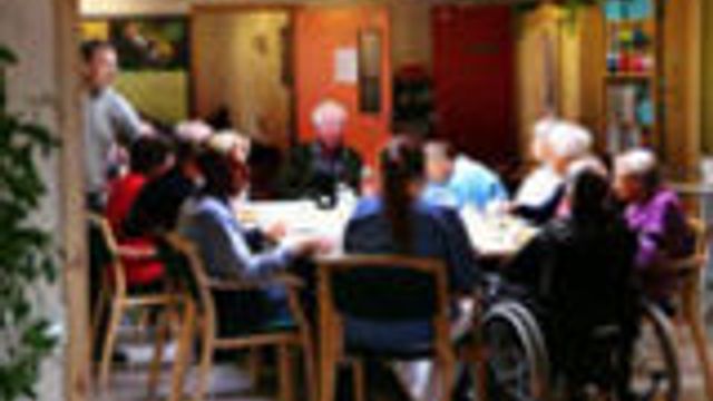 Høye priser bremser digitalt helsenett