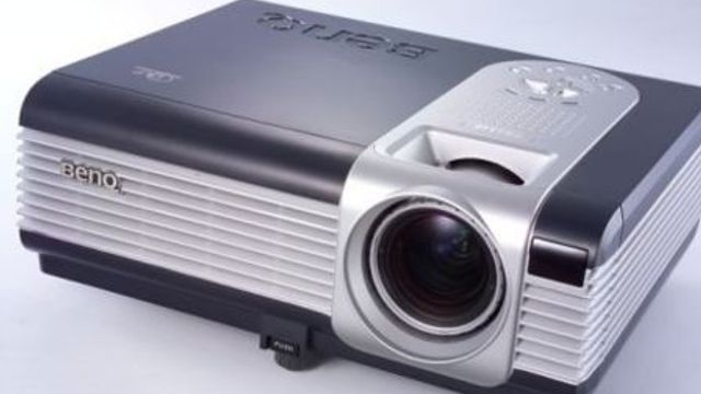 Benq sliter og skal deles i to biter