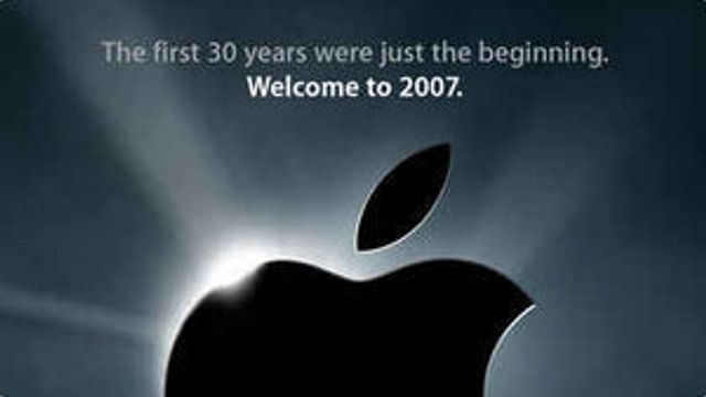 Steve Jobs lanserte Apples iPhone-mobil