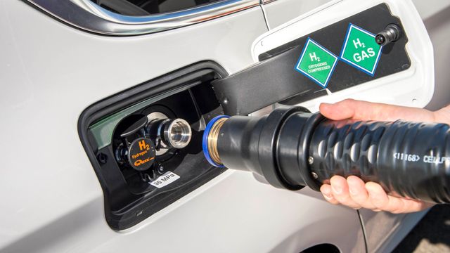 Ny rapport foreslår «elbilfordeler» til det er 50.000 hydrogenbiler på veien
