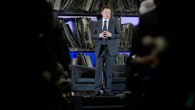 Elon Musk: - Derfor har ikke Tesla satset på hydrogenbiler