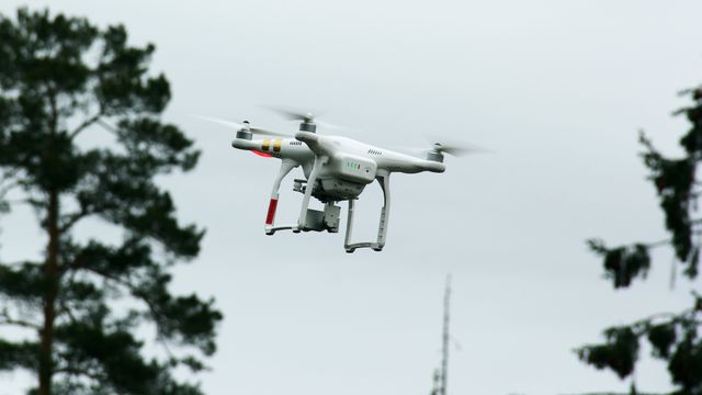 Forsikringsselskapet tar i bruk droner for å nå raskere til åstedet enn brannvesenet