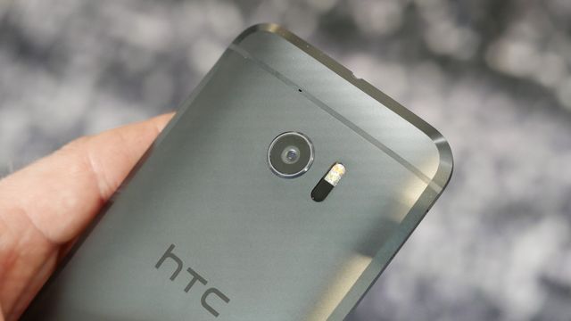 Mobilprodusenten HTC kutter en femdel av de ansatte