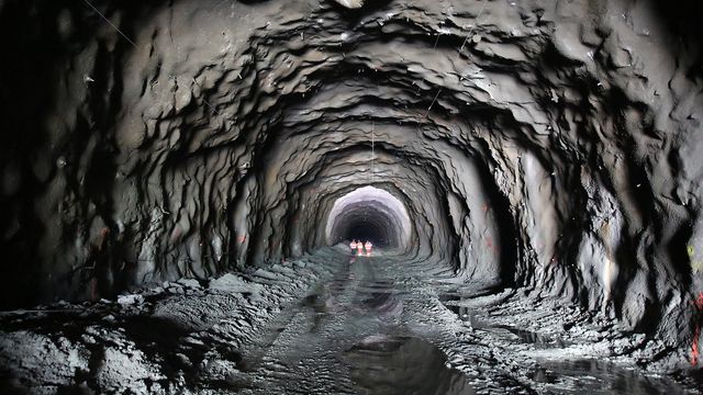 Spansk entreprenør krever 392 millioner etter at de ble kastet ut av tunnelprosjekt