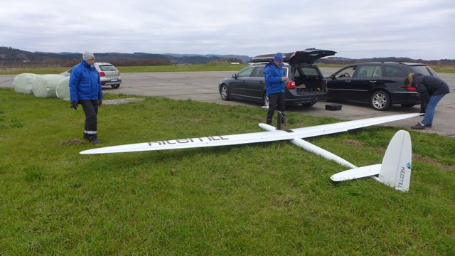 Nordmenn jobber med å reise verdens første flyvende vindpark. Nå kan de bli slått på målstreken
