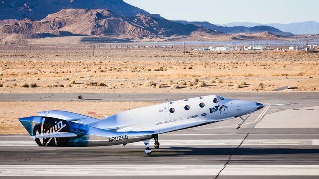 Det nye romturisme-fartøyet har fløyet - to år etter at første versjon gikk i oppløsning