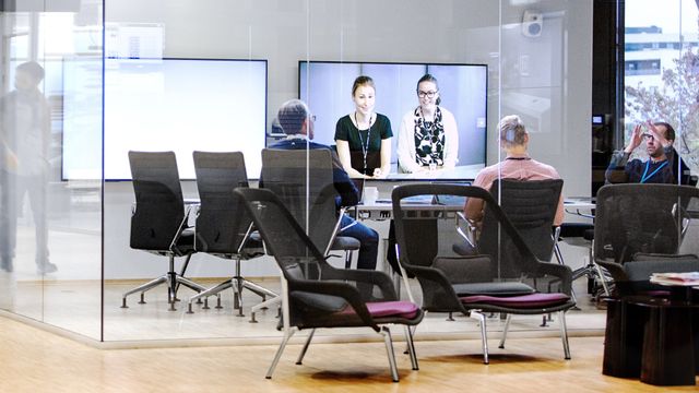 Norsk selskap mener å kunne fjerne stresset når møteromsteknologien ikke vil samarbeide