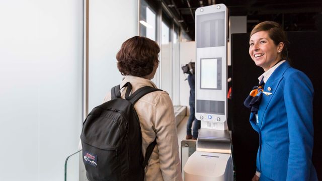 KLM tester ansiktsgjenkjenning for å gjøre boarding uten pass enklere
