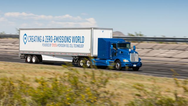 Toyota flytter hydrogenteknologi fra personbil til lastebil