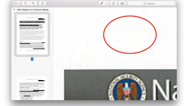 Ekspert mener disse gule prikkene avlørte NSA-varsleren: – Alle nye skrivere har dem