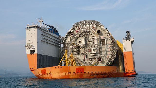 Nå nærmer det seg den spektakulære snuoperasjonen av Aasta Hansteen-skroget