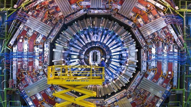 CERN vil skrote Microsoft etter lisenssjokk