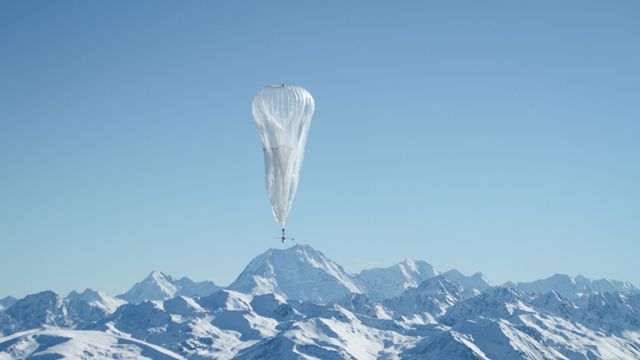 Ballonger og soldrevne fly med kurs mot stratosfæren