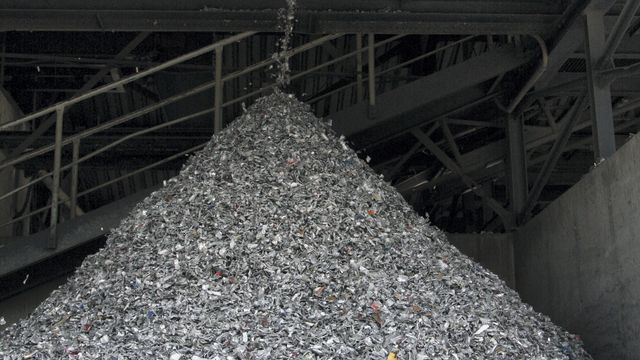 Slik foredles aluminiumsavfall til verdifullt råstoff
