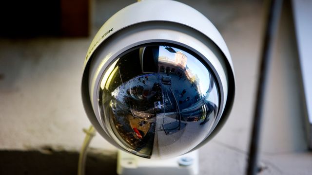 Over 30.000 overvåkingskameraer ligger helt åpne på nettsted. Flere hundre av dem er norske