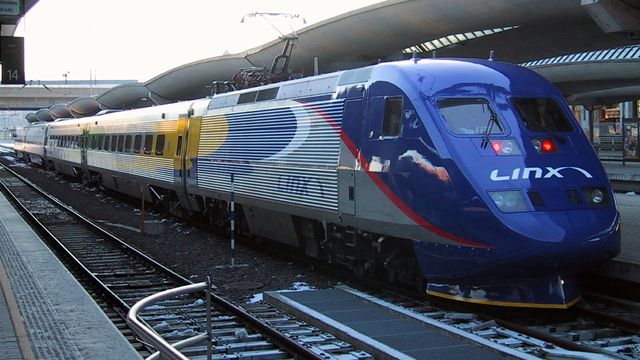 Svensk togsjef truer med å legge ned hurtigtoget mellom Oslo og Stockholm