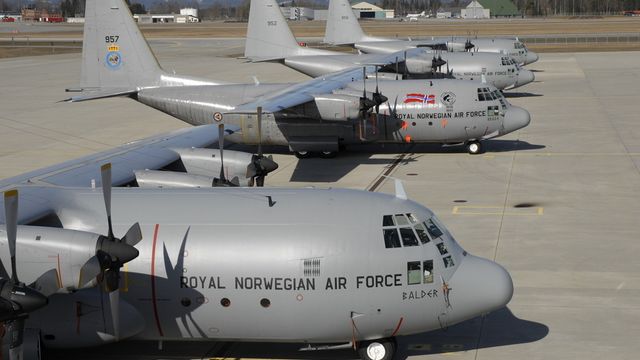 Norske Hercules-fly har stått lagret og til salgs i USA i ni år. Nå kan de endelig bli solgt